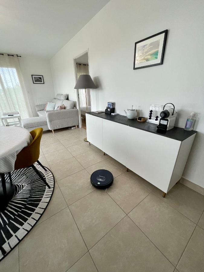 Bella Cruz: Premium Beachside Apartment with Electric Car Charging Dinard Exterior photo
